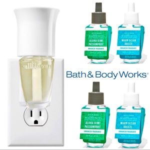 Bath & Body Works Wallflower Plug & Refill Bundle